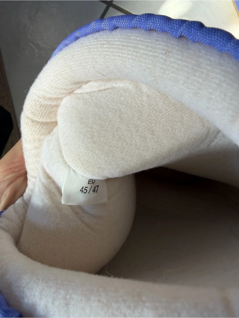 N/A moon boots