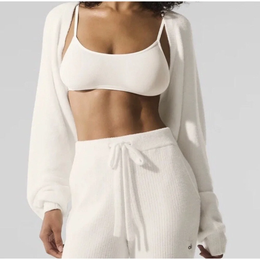 Alo Yoga Snuggle Up Sweater Shawl Ivory One Size