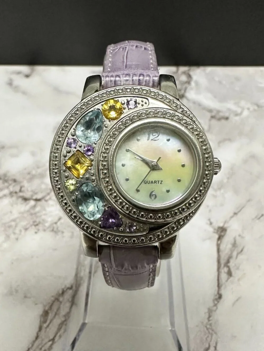 Unbranded this watch