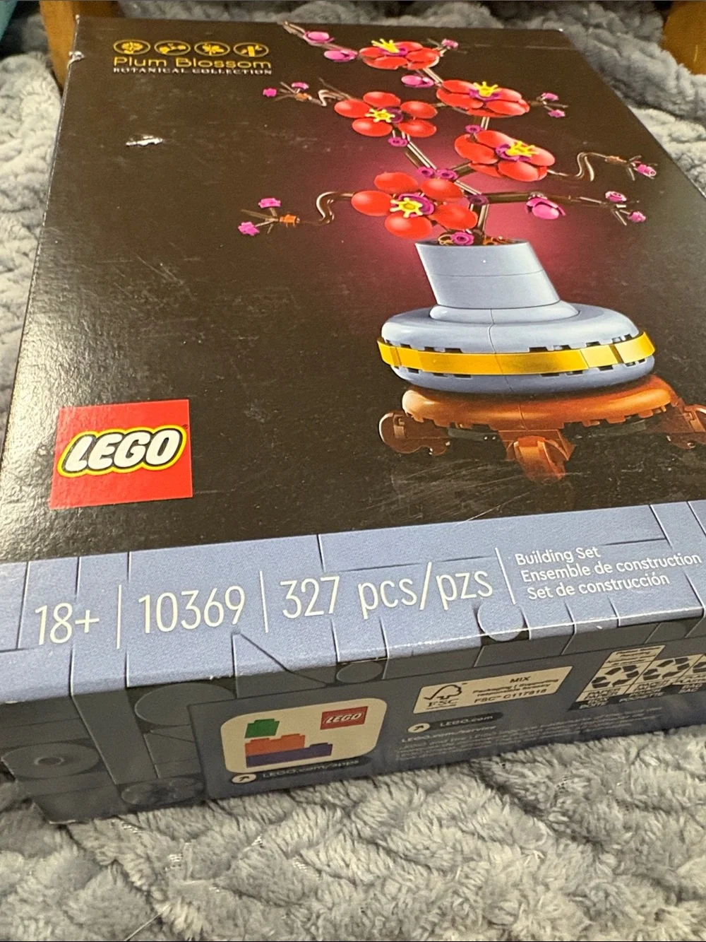 Lego buildable plum
