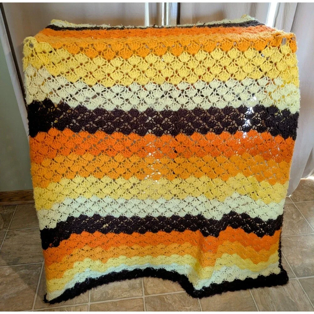 Crocheted Afghan Blanket Throw 4.5x5.5' Autumn Colors Yellow Orange Brown Ripple