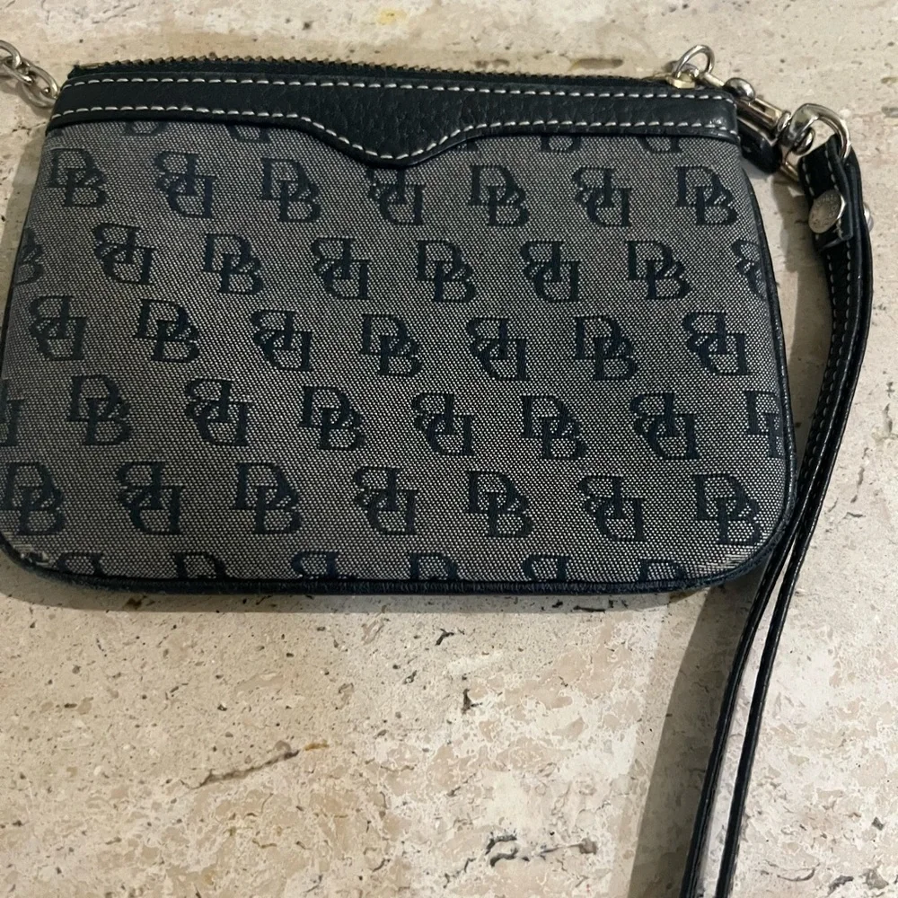 Dooney & Bourke dooney bourke