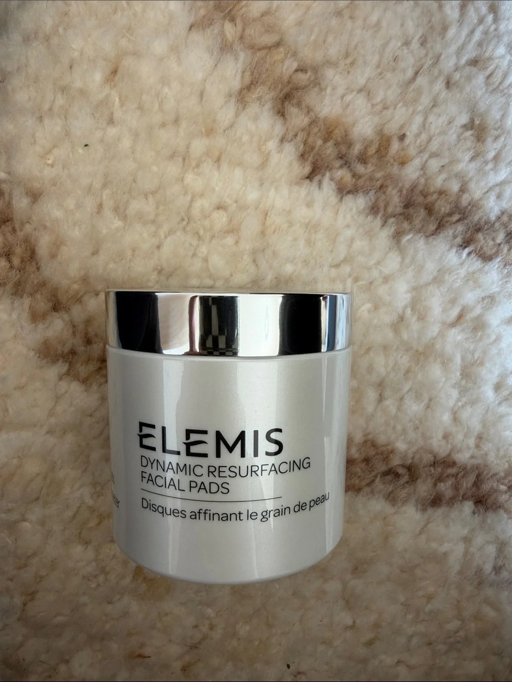 ELEMIS Dynamic Resurfacing Facial Pads – White & Silver