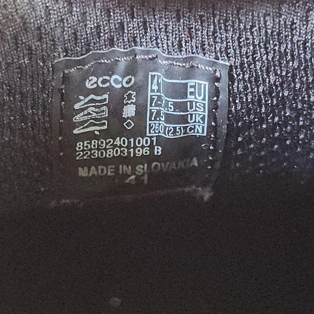 Ecco queenstown plain