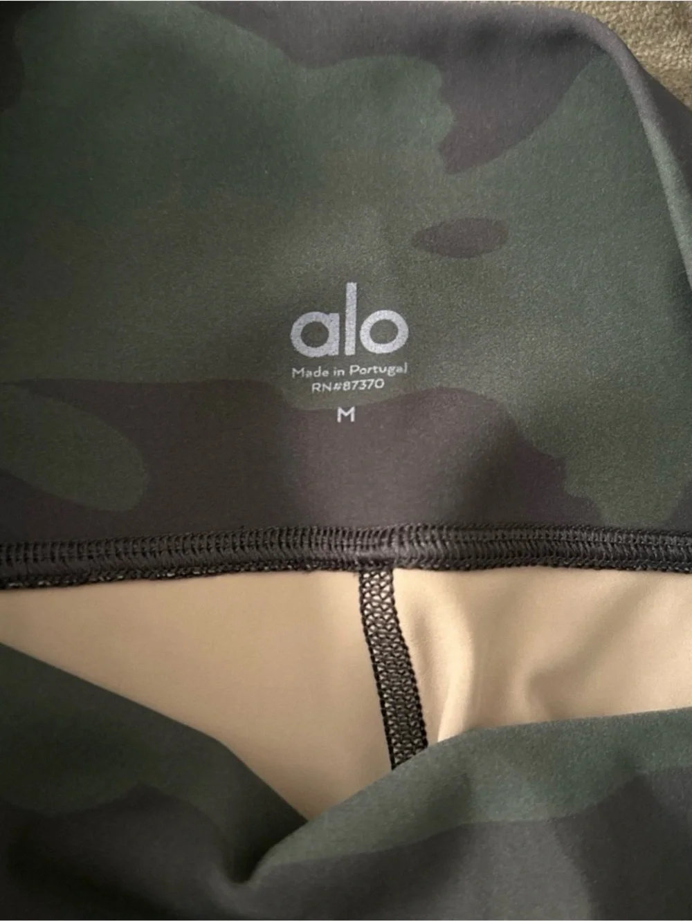 ALO Yoga slim fit
