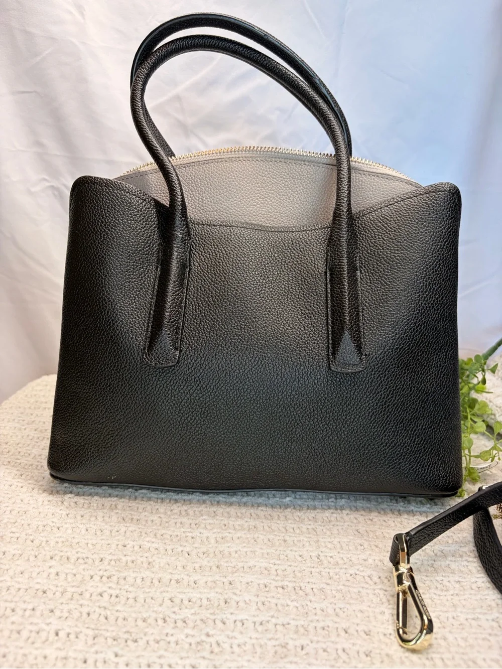 kate spade structured pebbled