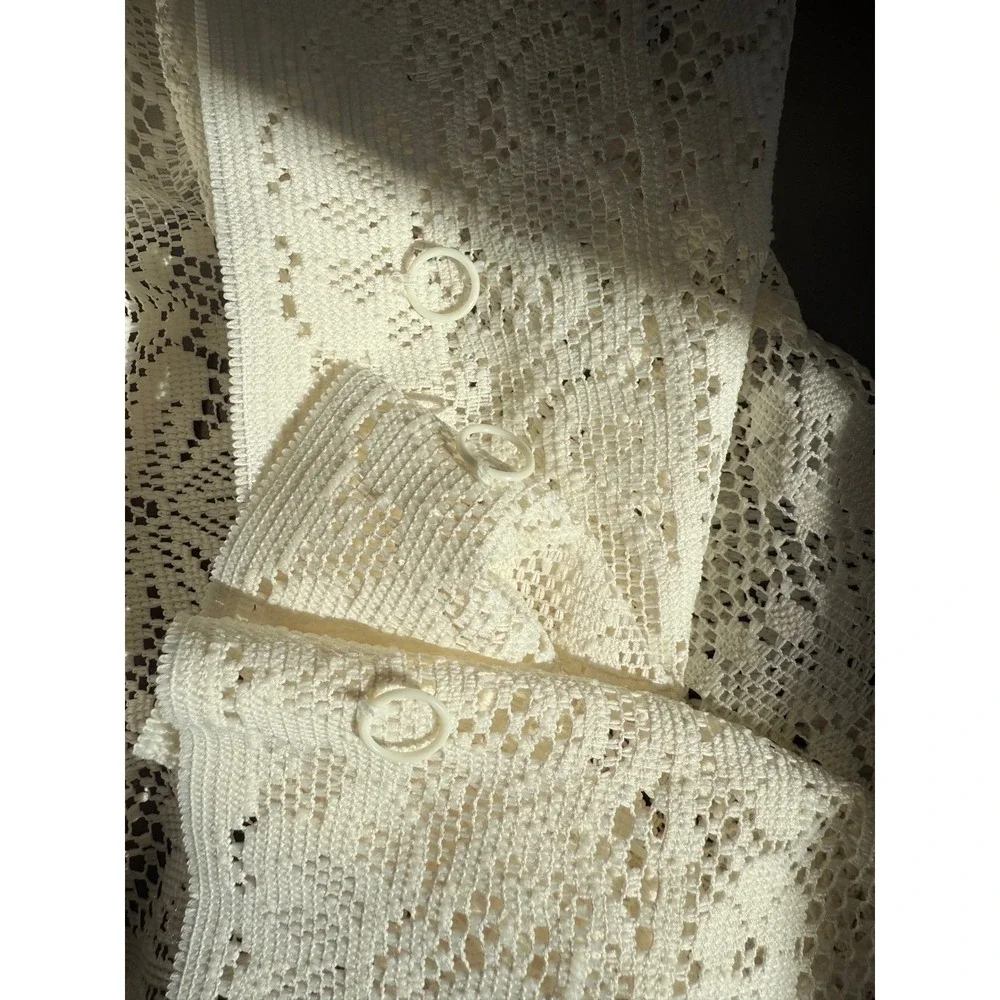 N/A vintage cream