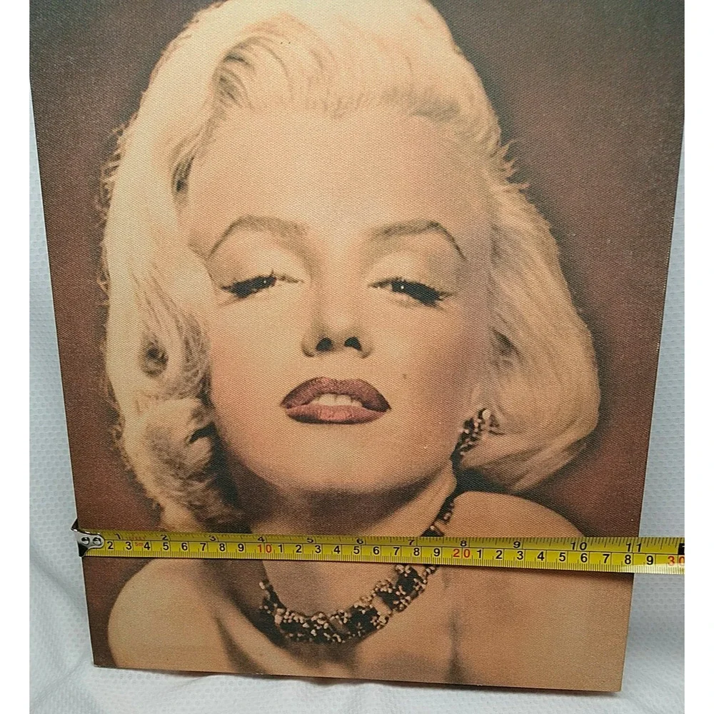 N/A marilyn monroe