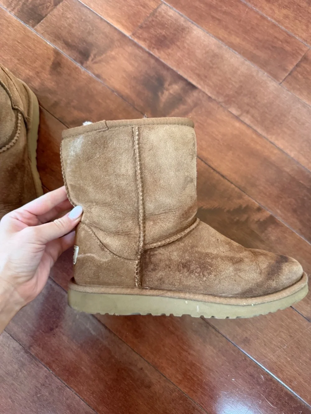 UGG discoloration features soft