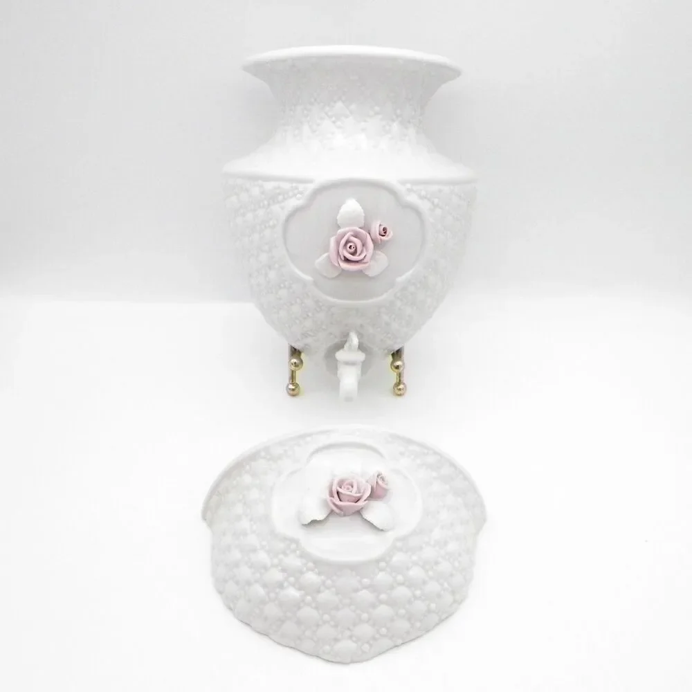 VTG Ceramic Wall Pocket Faux Lavabo MCM Embossed Quilt Pattern Applied Pink Rose