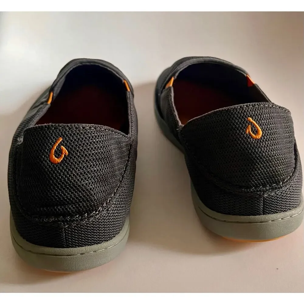 OluKai folded breathable all
