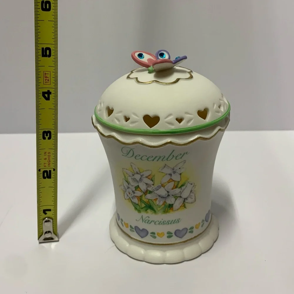 Avon vintage gift