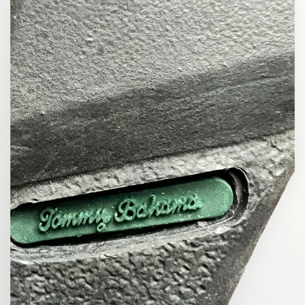 Tommy Bahama tommy bahama