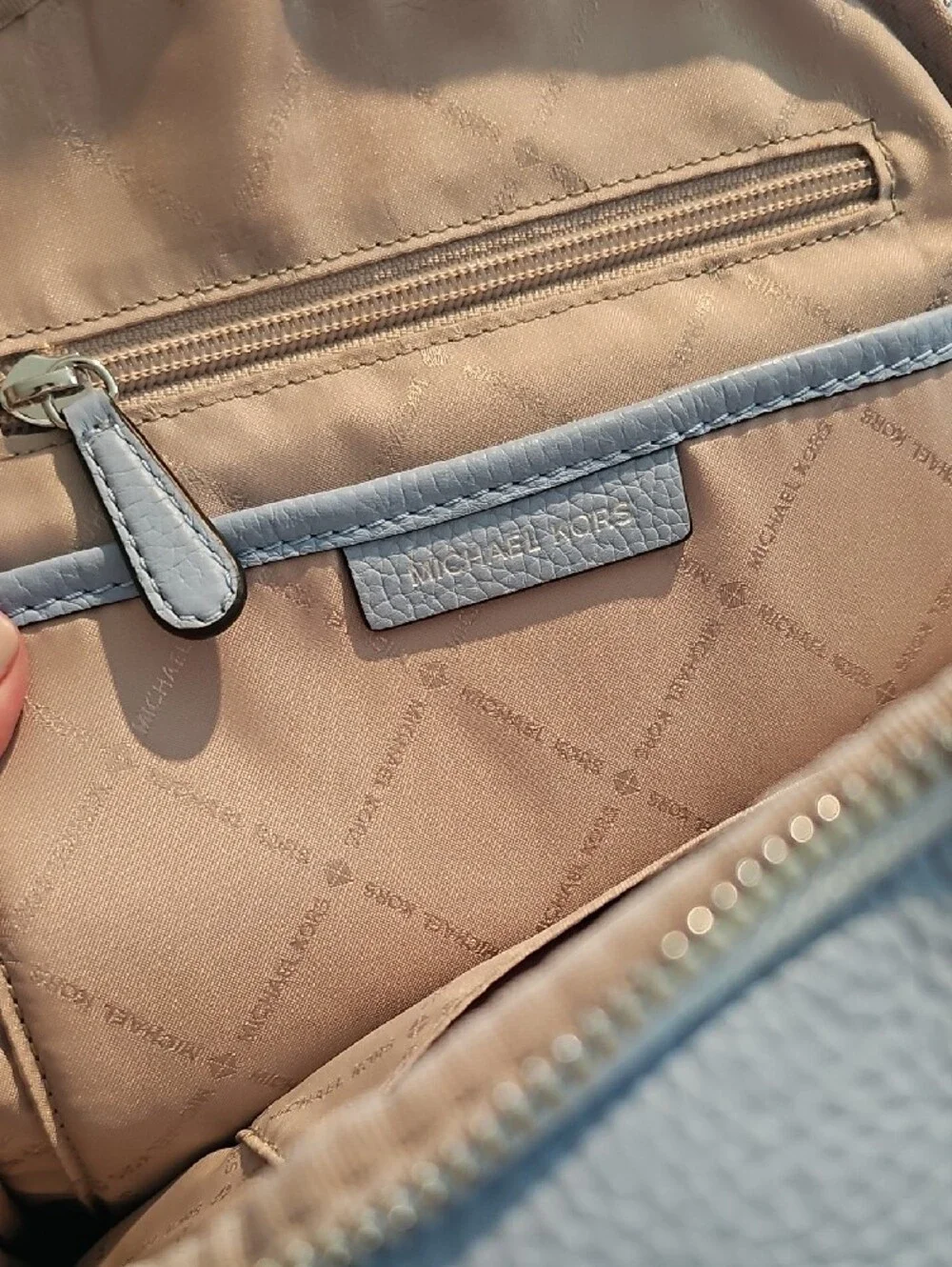 Michael Kors stylish pebbled