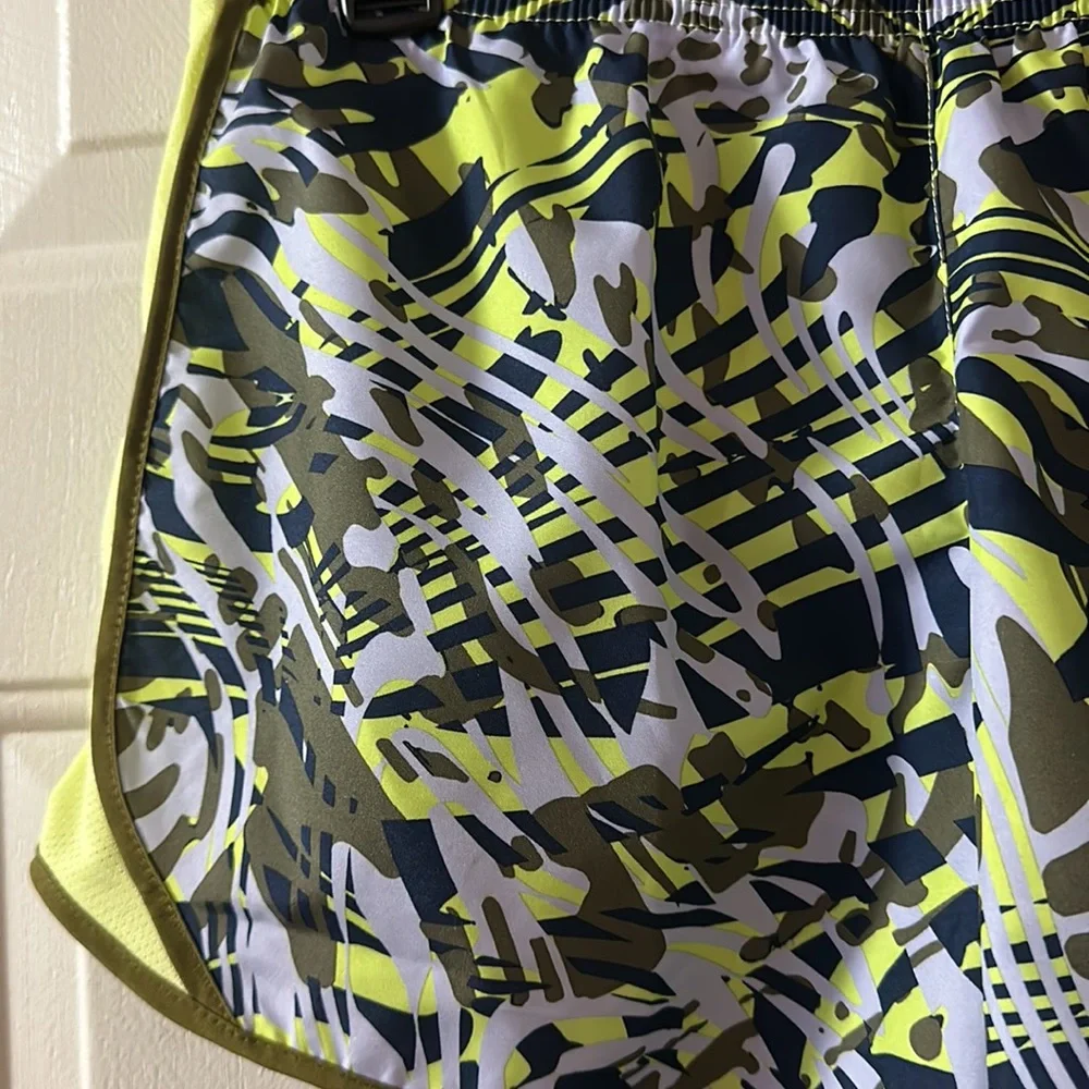 Nike new print dri