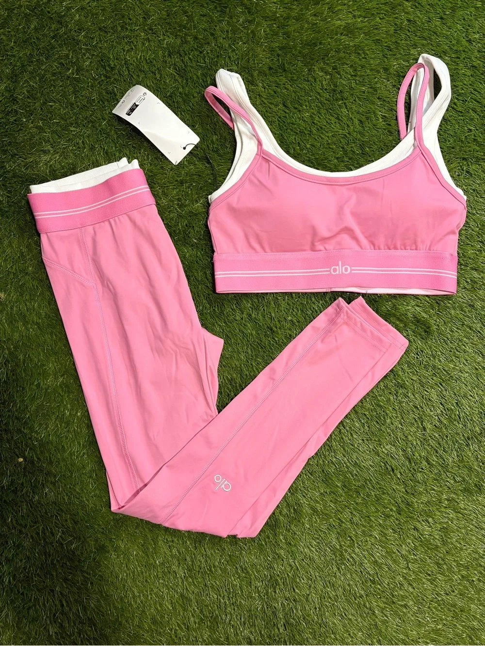 ALO Yoga light support