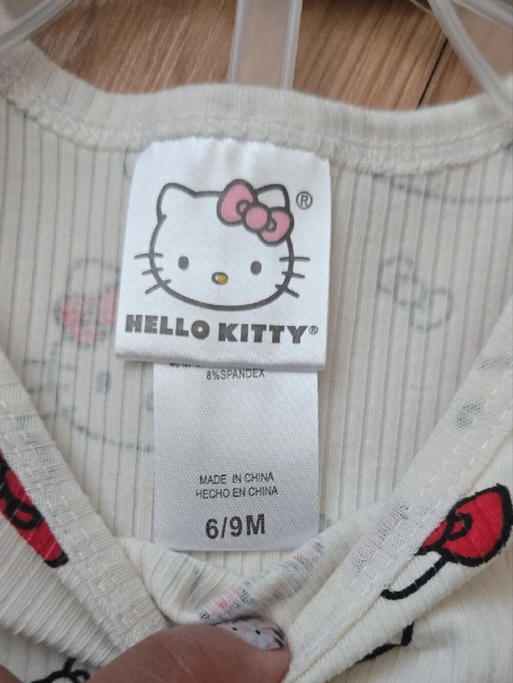 Hello Kitty cream ribbed