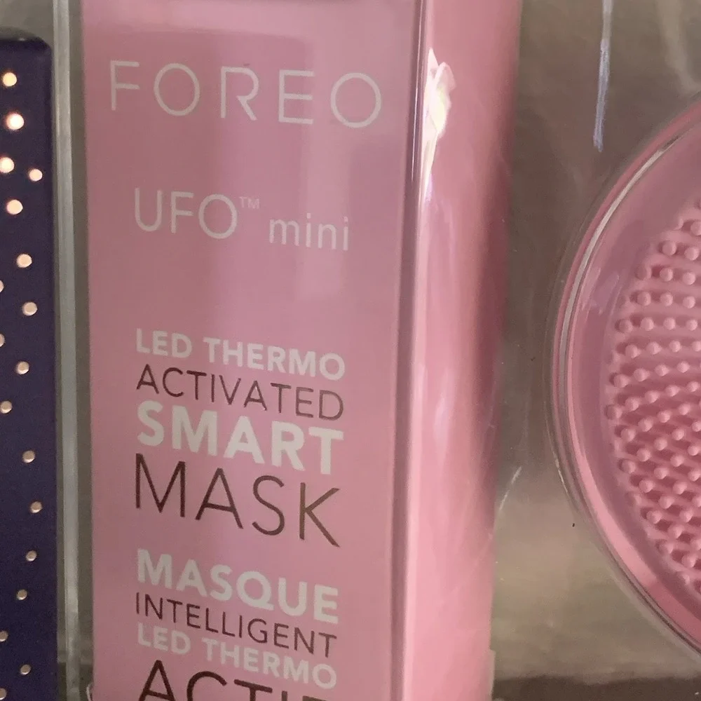 Foreo UFO Mini 2 LED Thermo Smart Face Mask Device Pearl Pink + Mask Set SEALED