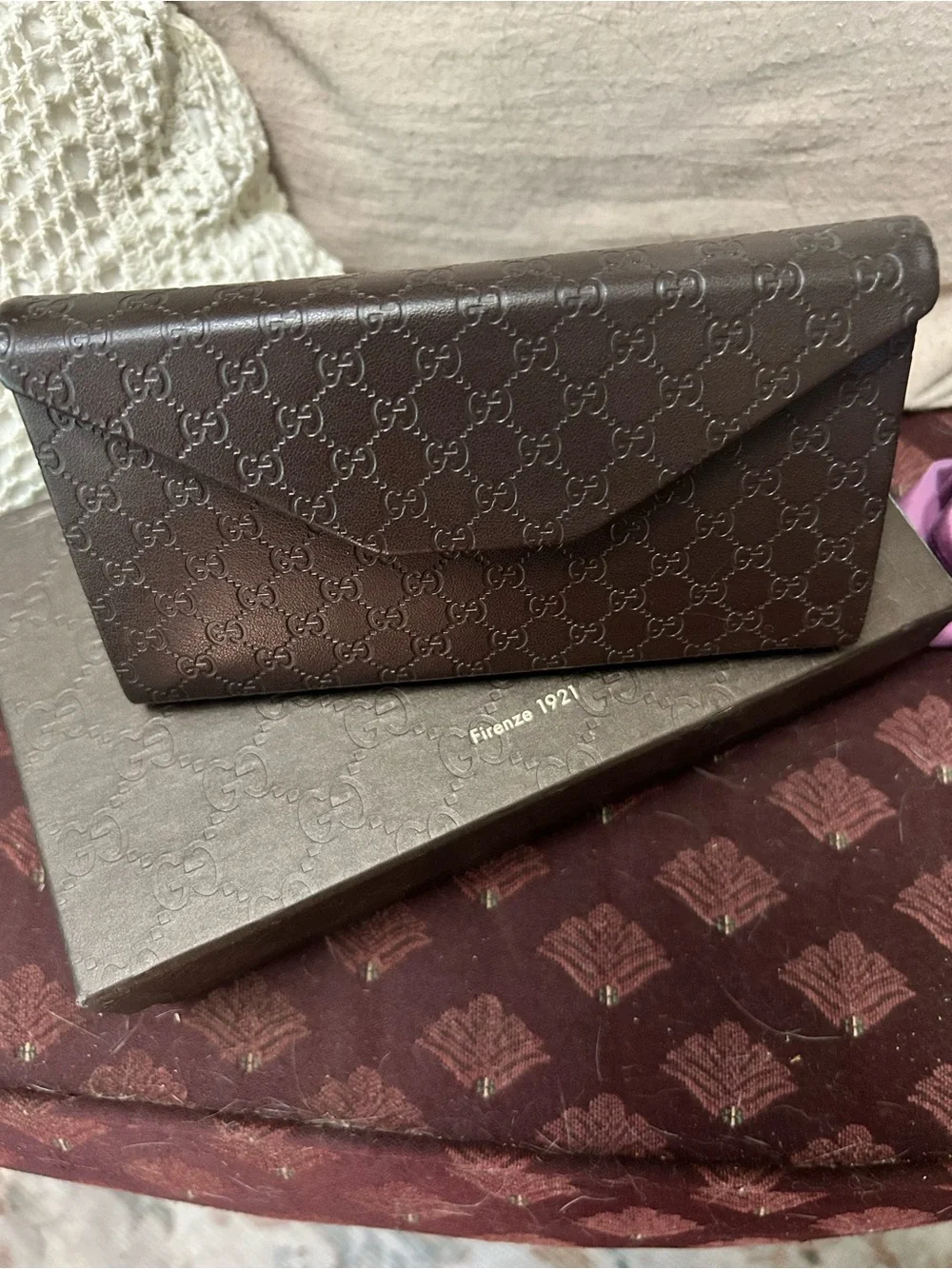 Gucci chic sunglasses