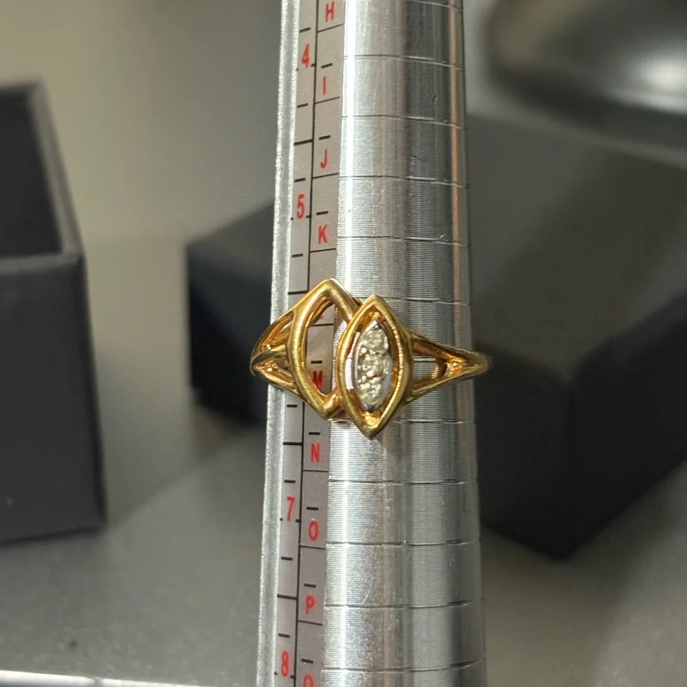 Avon this vintage