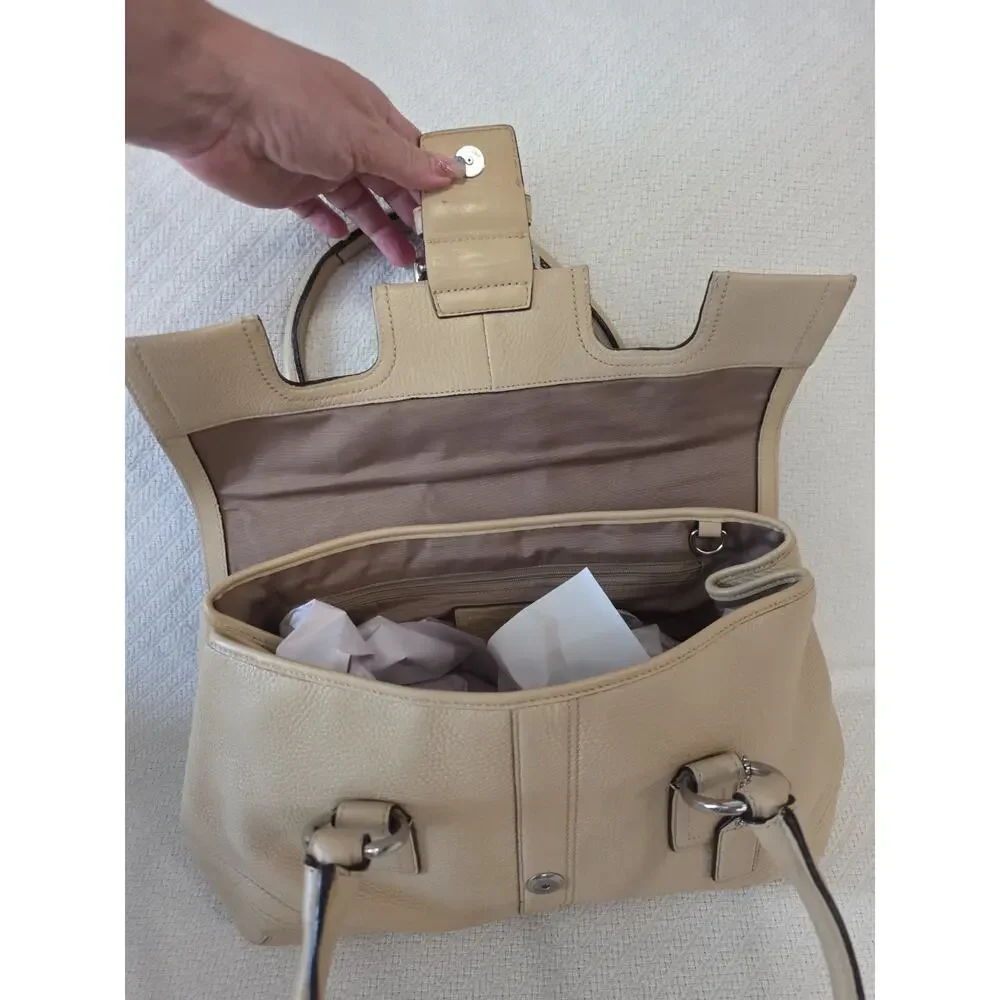 Coach few chic top