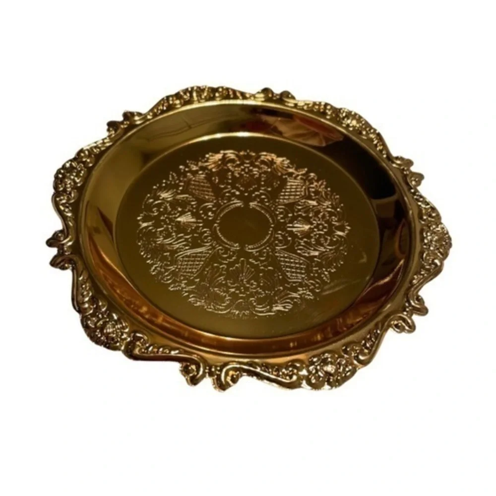 Candle Melting Display Gold Design