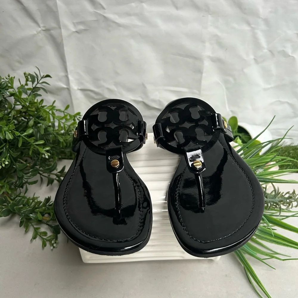 Tory Burch very good