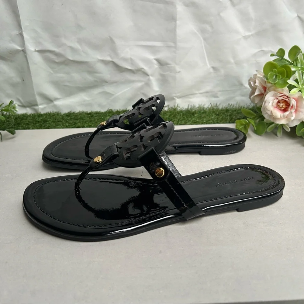 Tory Burch very good