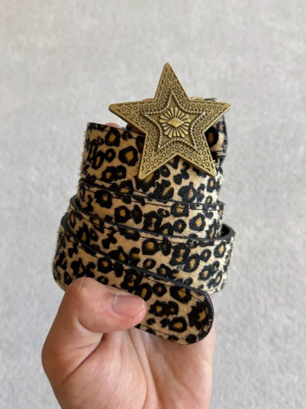 Leopard Print Star Buckle Belt