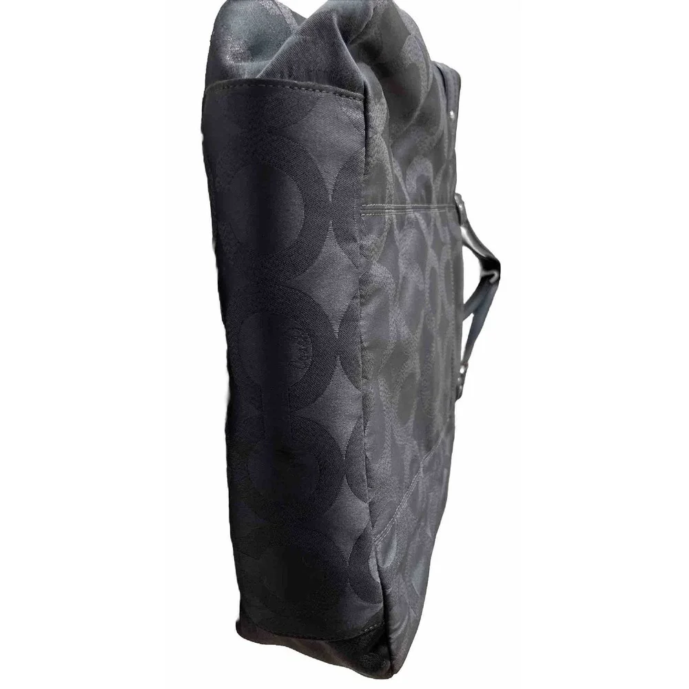 Coach classic shoulder