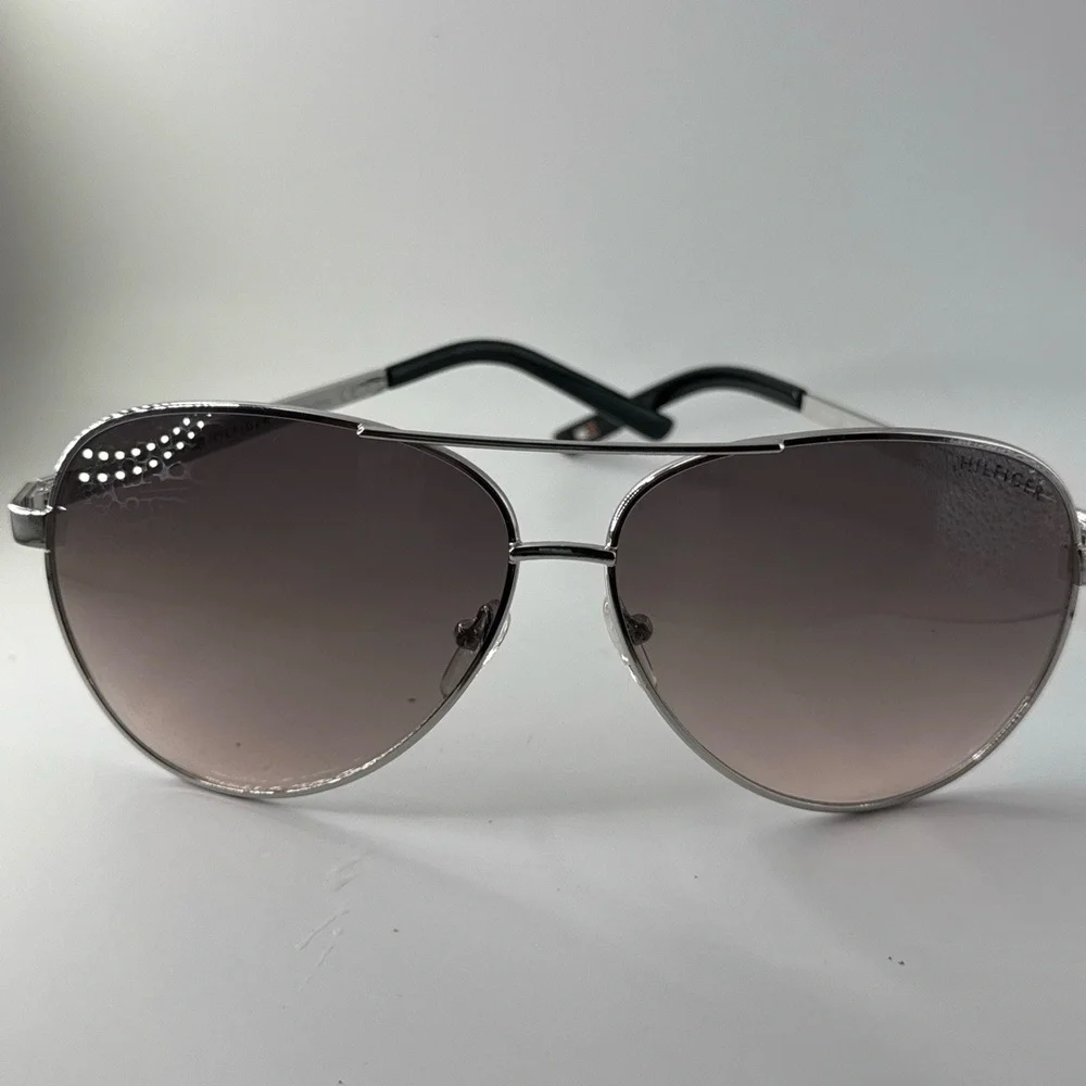 Tommy Hilfiger minor scratch