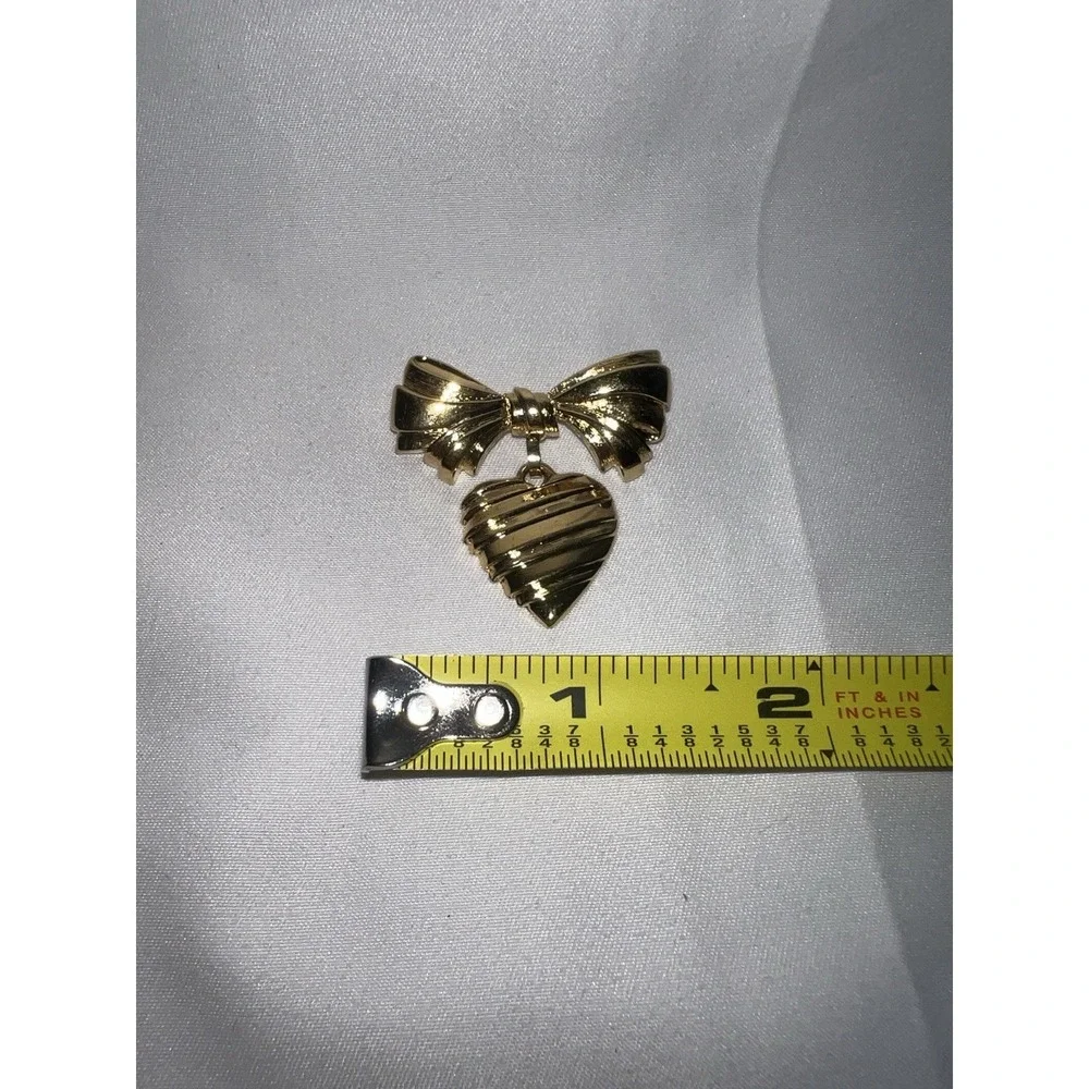 Avon vintage love