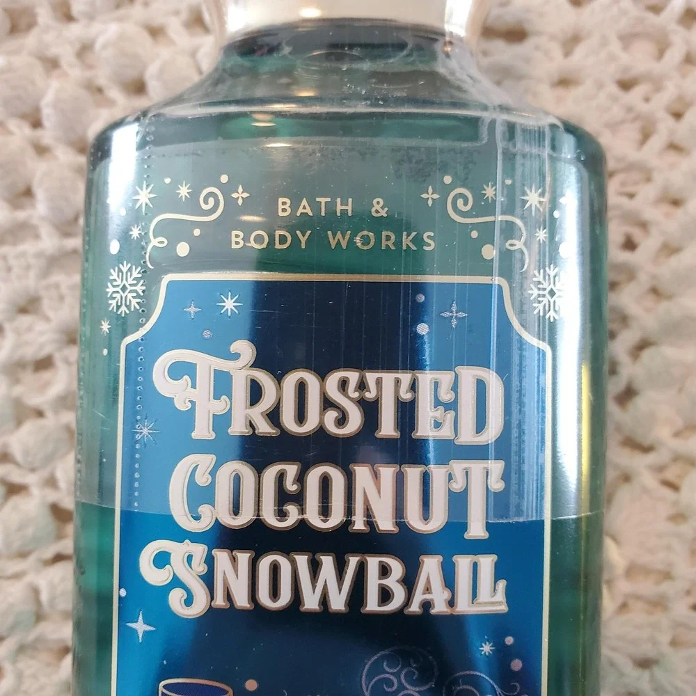 Bath & Body Works brand bath