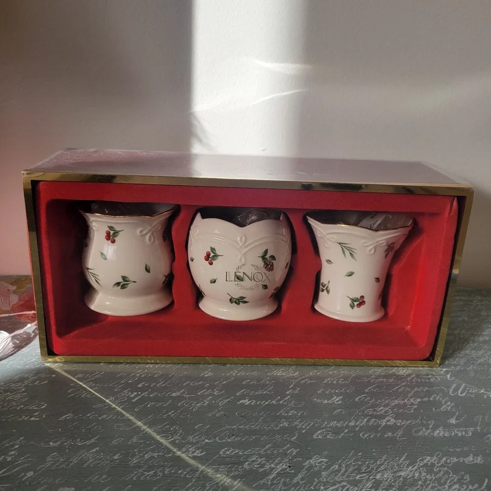 Lenox Holiday Votives Set of 3 Holly Leaves & Berries Christmas Seasonal Classic