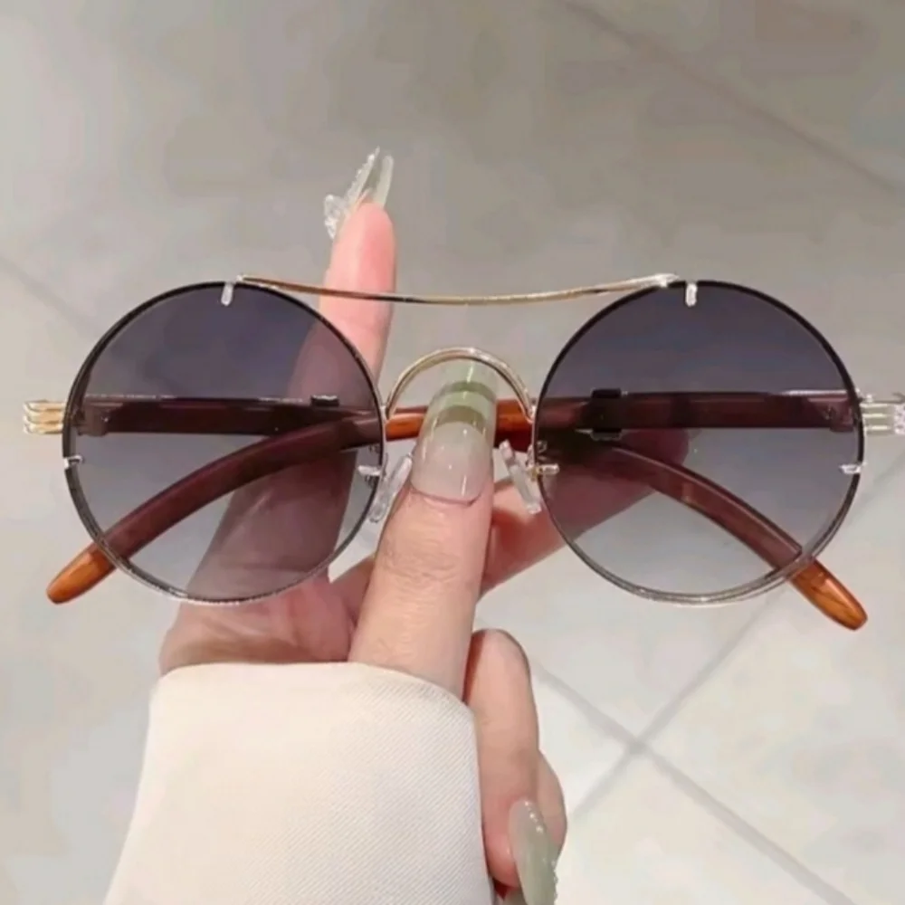 boutique stylish sunglasses