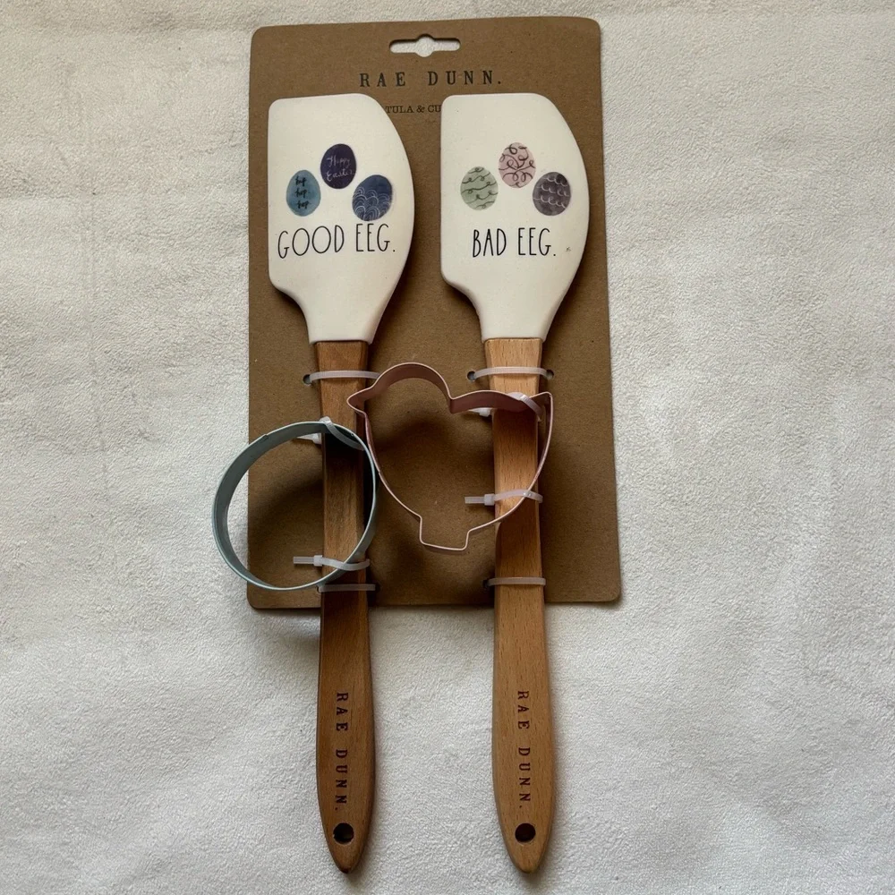 Rae Dunn Easter White/Brown Spatula‎ Set with Cookie Cutters
