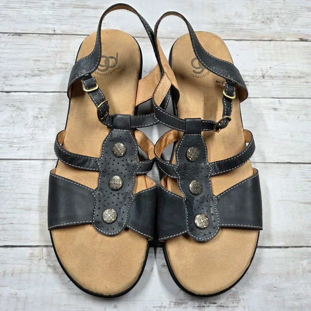 Gravity Defyer Sandals‎ Women 11 Black TB7034 Leather Medallion Strappy Wedge