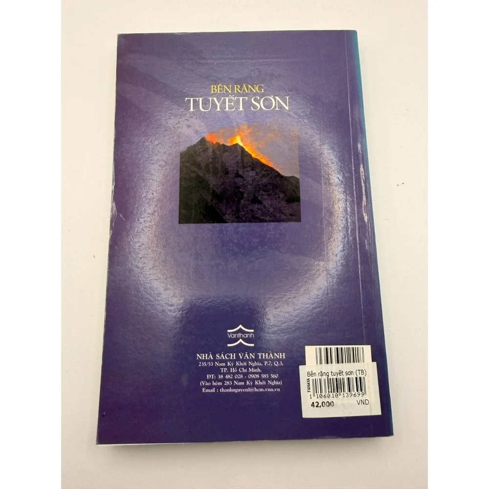 N/A vietnamese paperback