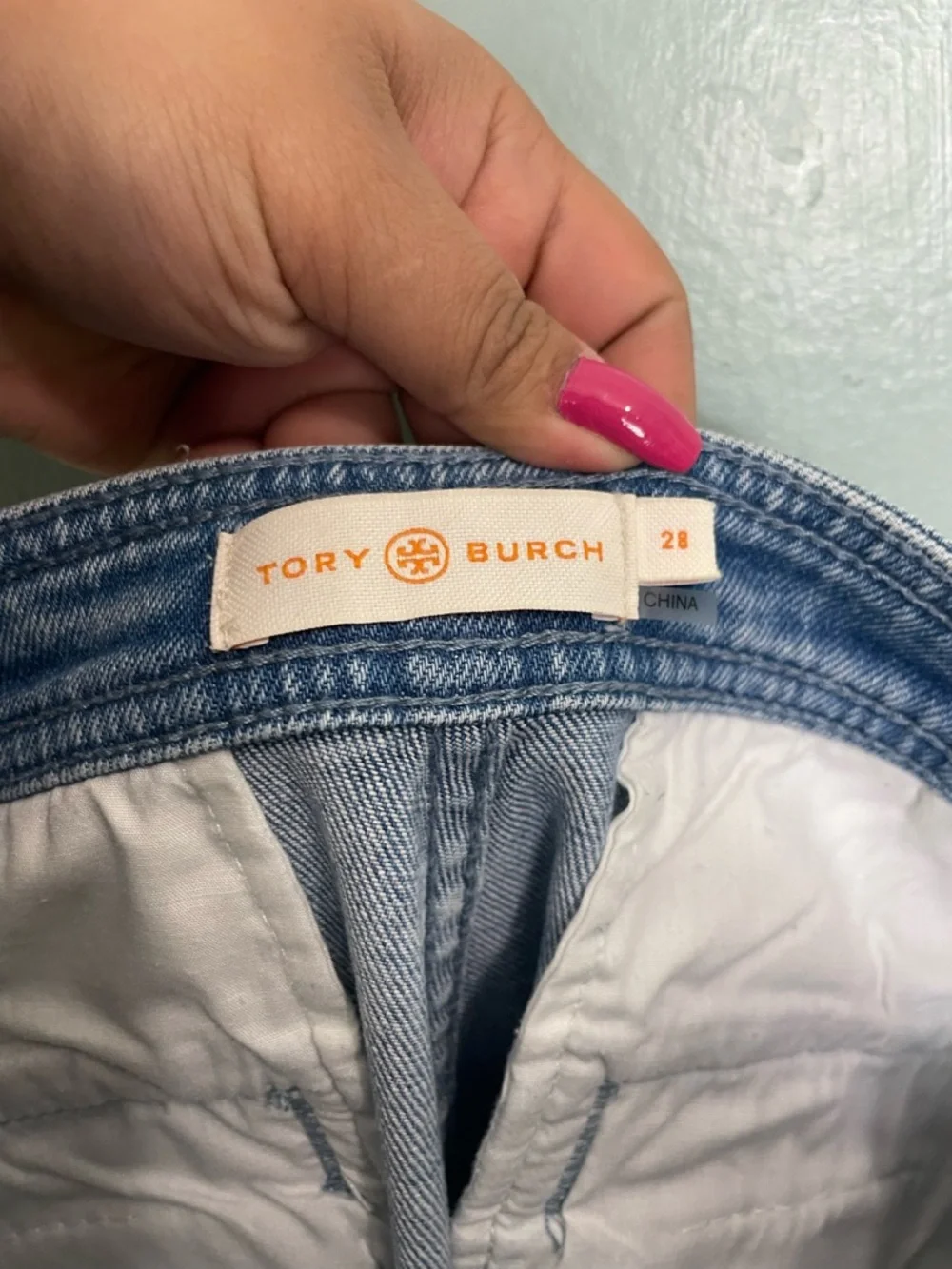 Tory Burch good pre