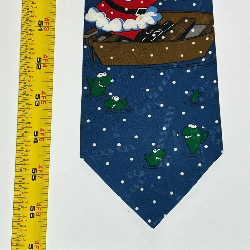 Hallmark yule tie