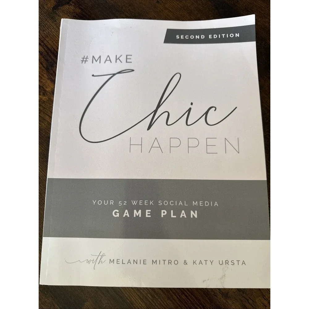#makechichappen: Your 52 Week Social Media Game Plan -‎ Paperback - VERY GOOD