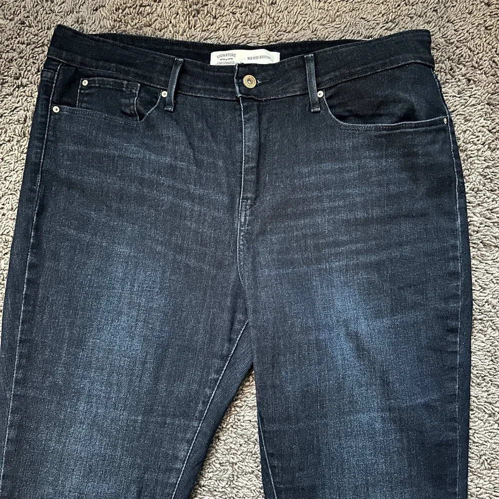 Levis fast shipping