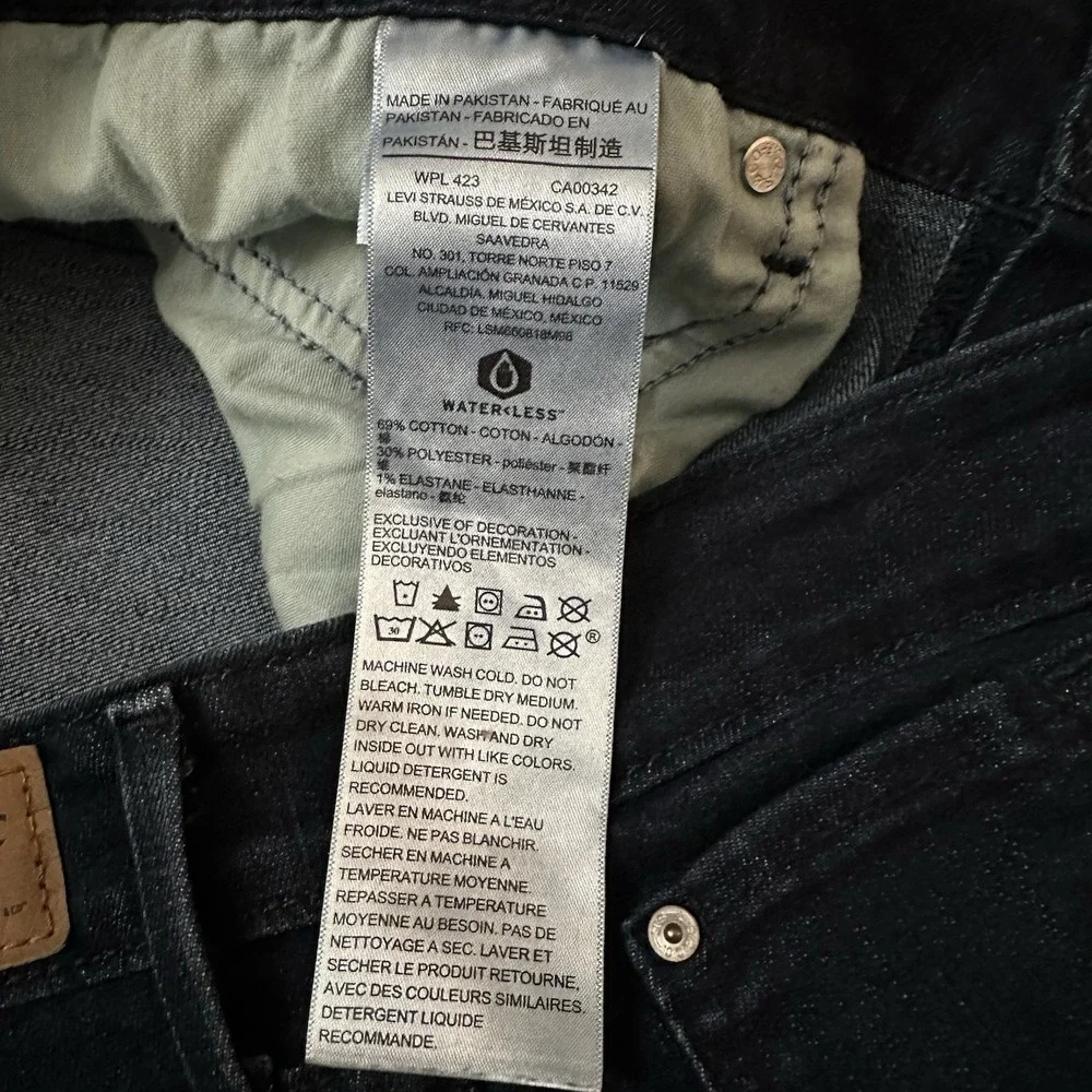 Levis fast shipping