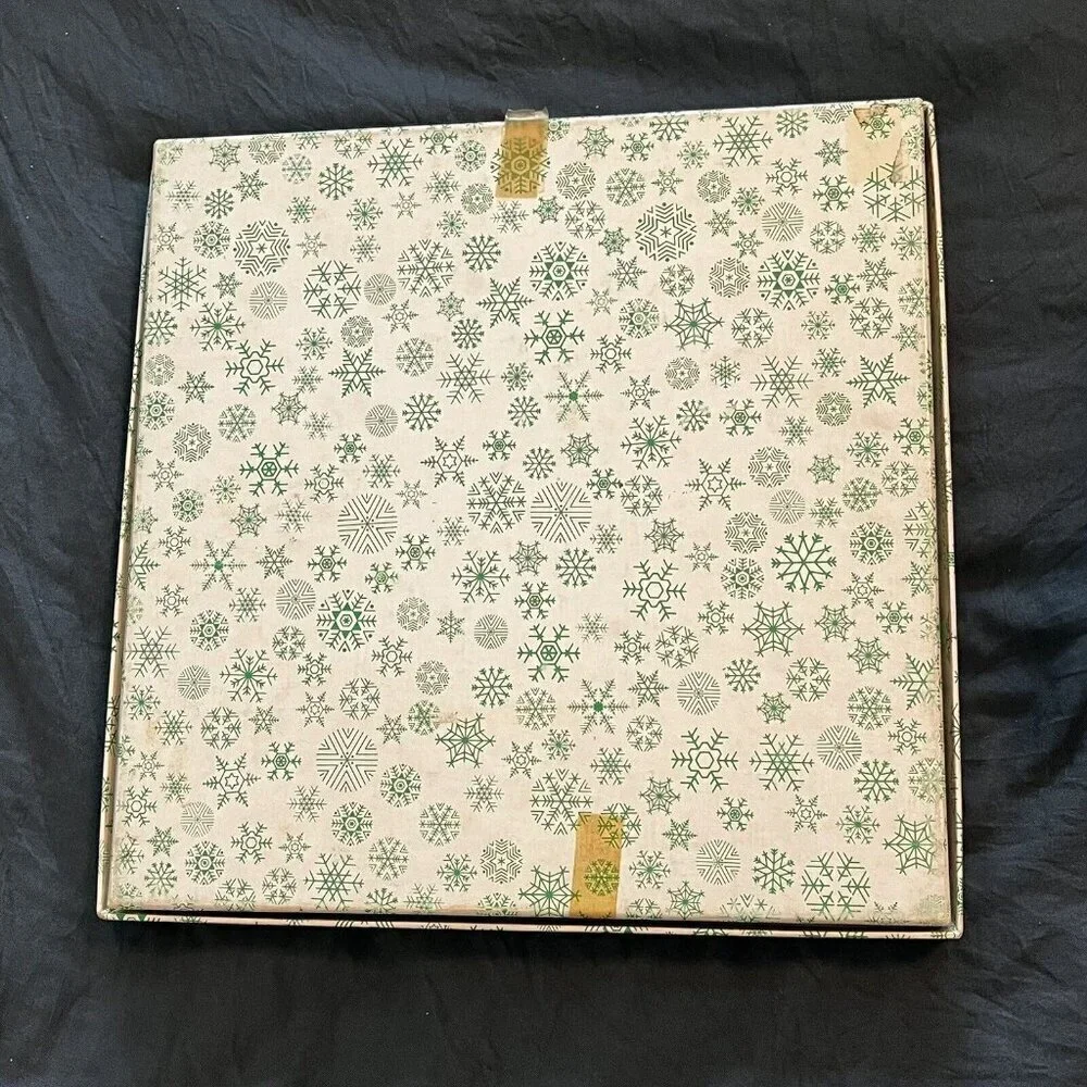 Royal Doulton approximately 25