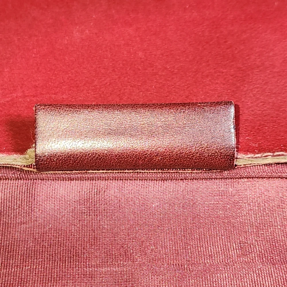 Capri vintage burgundy