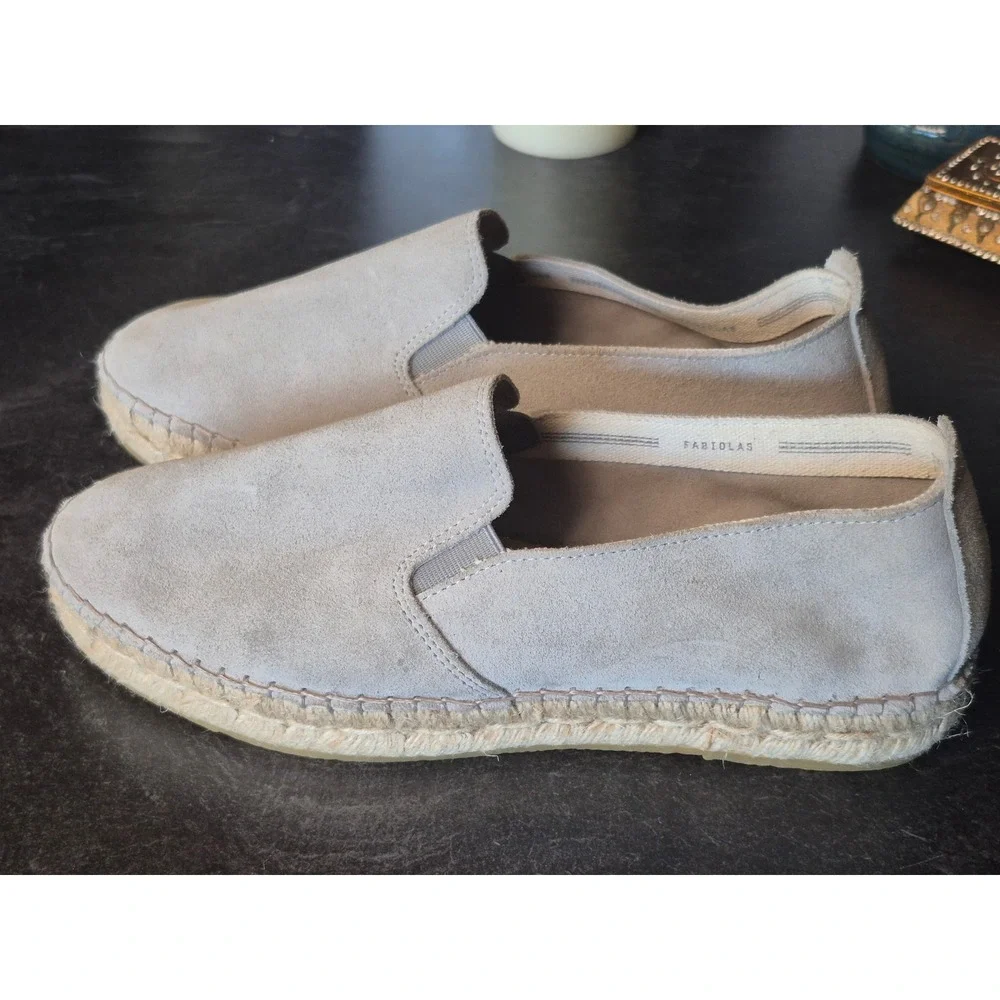 Fabiolas women suede