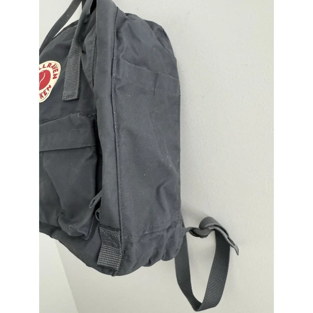 Fjallraven kanken backpack