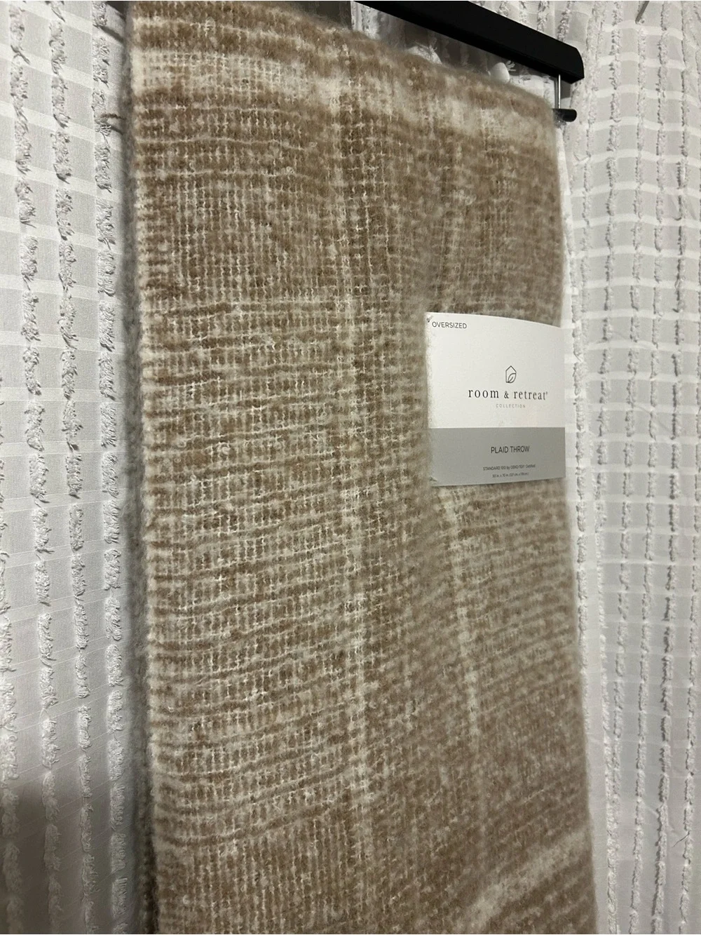 Room & Retreat tan plaid
