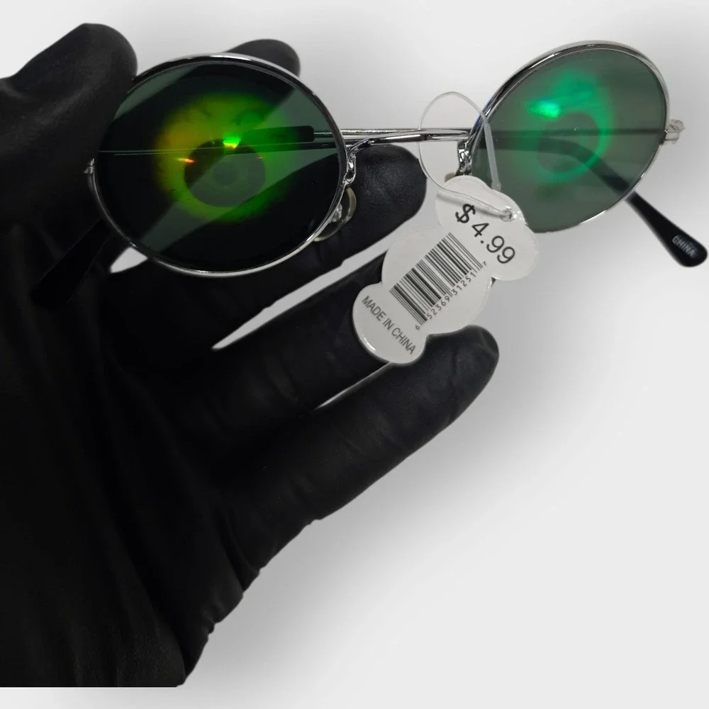 The Unbranded Brand accessory product