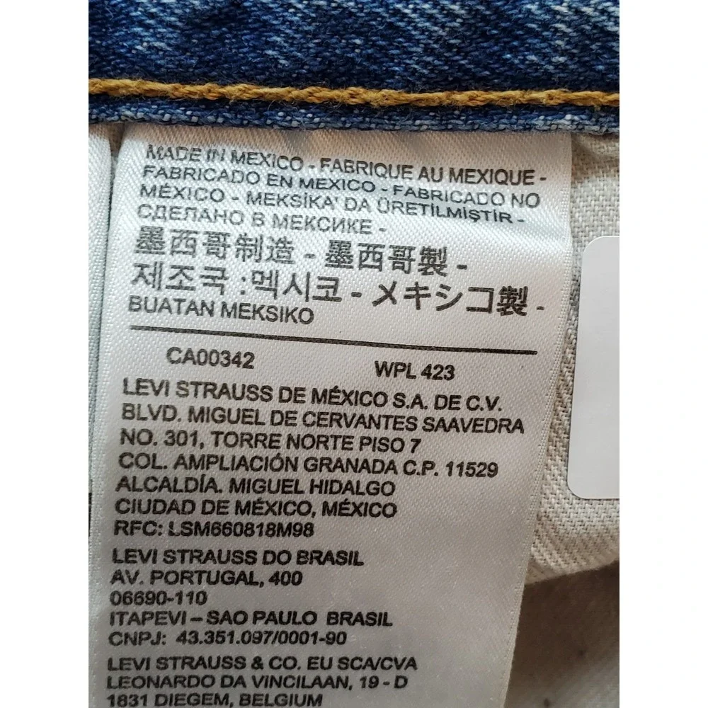 Levis review per